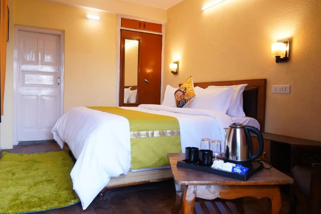 Jakhu Vibes Shimla Bed & Breakfast